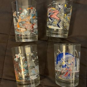 McDonalds Walt Disney World 25th Anniversary Cups (Mickey/Lumiere/Goofy/Donald)